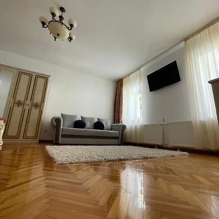 Londof Schei Apartments - Downtown Брашов Экстерьер фото